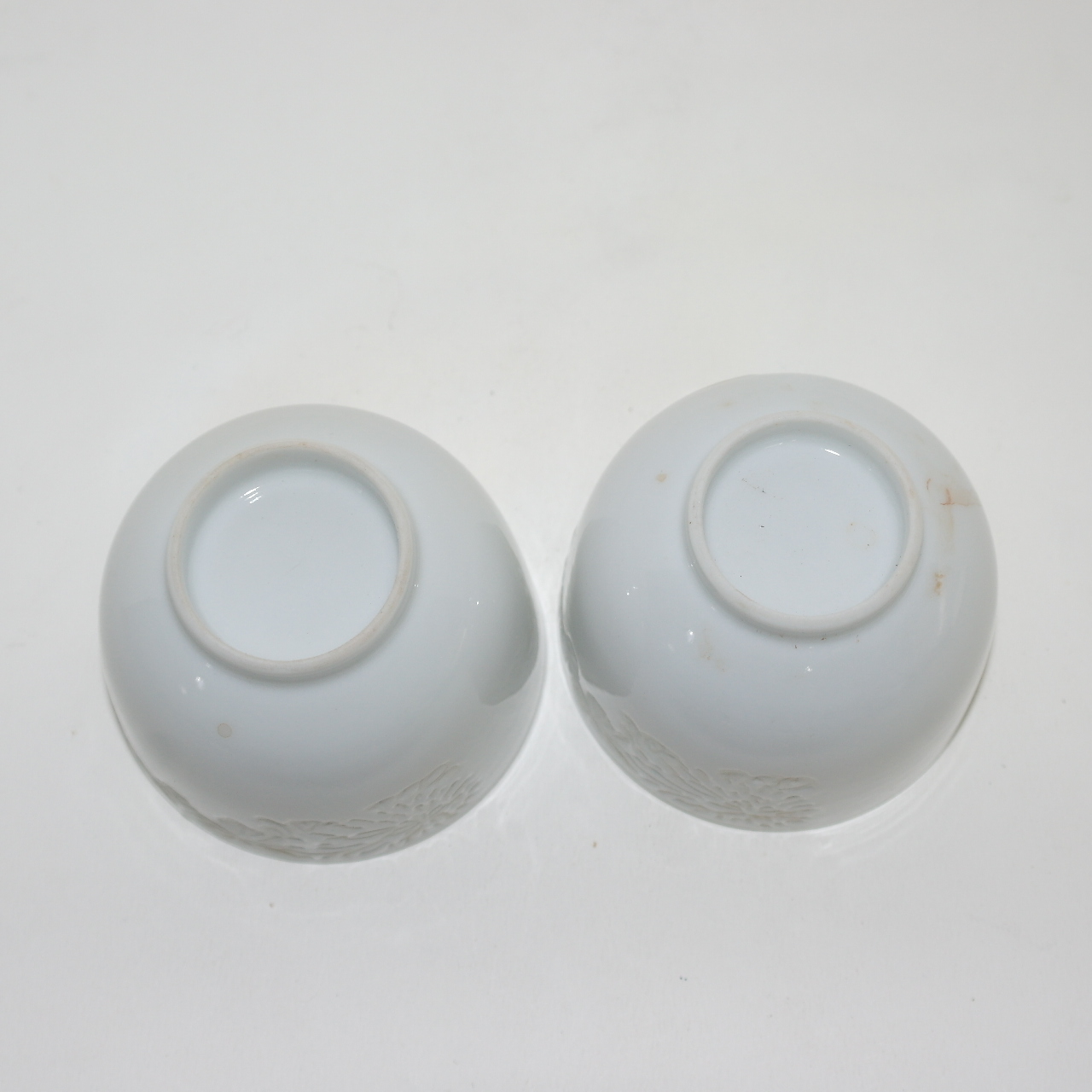 순백자 음각화문 잔 2점