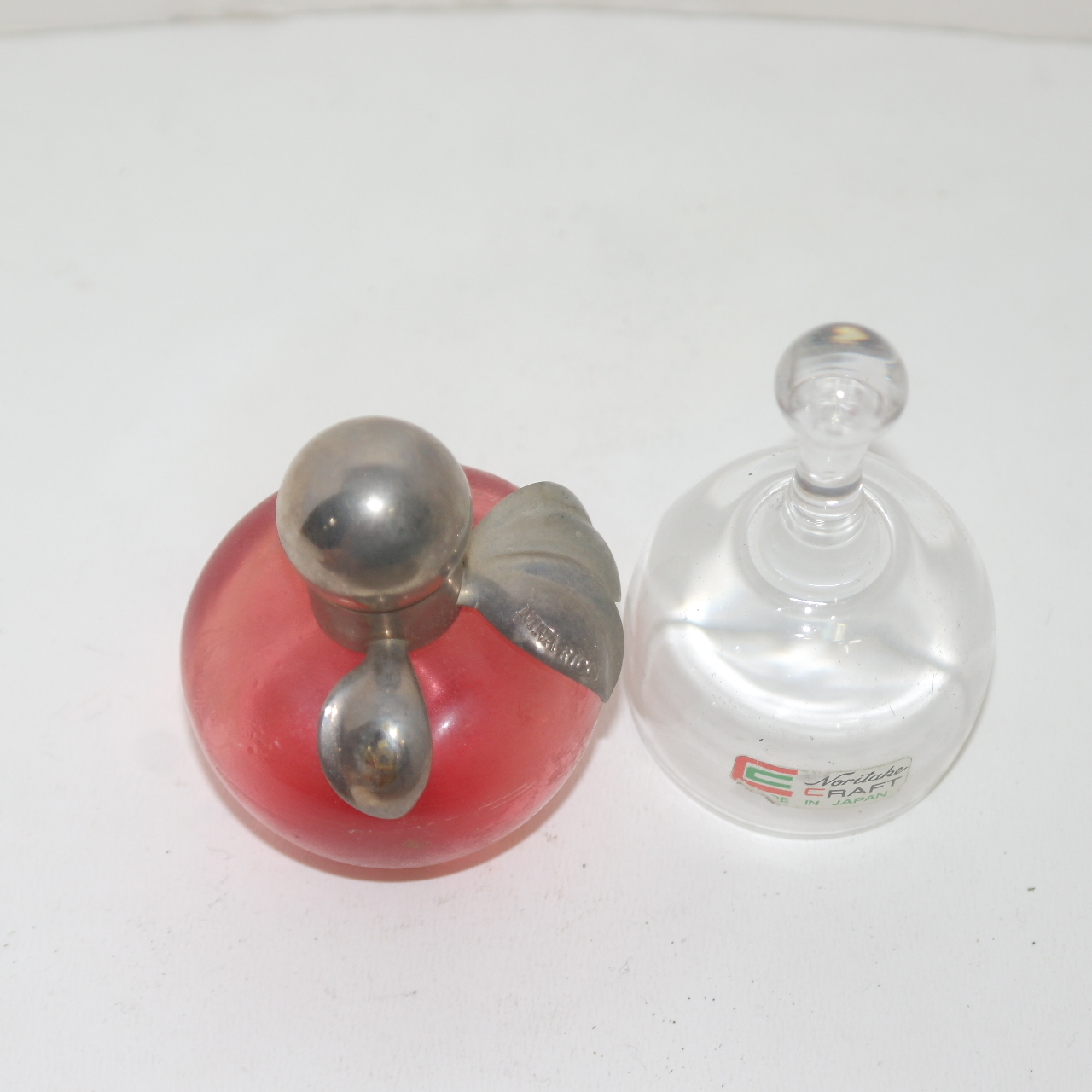 근대사 채색유리향수병 과 손잡이 잔