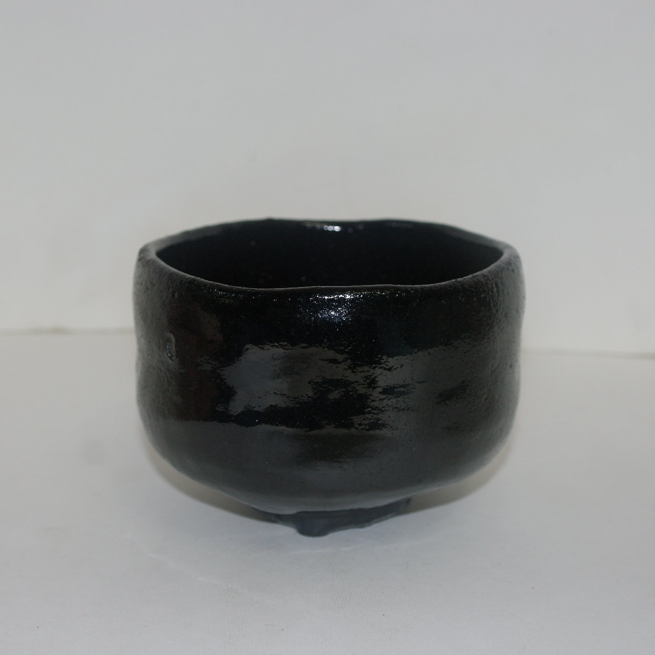 퍽퍽이 태토의 흑유청자 말찻잔