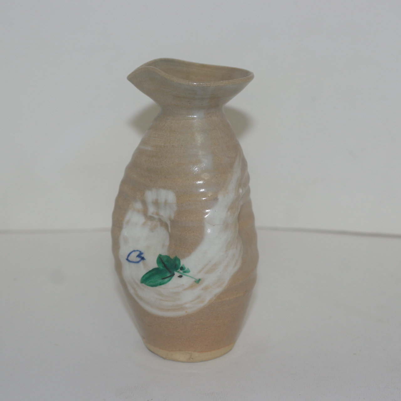 분청자 백채화문 쭈그리 주병