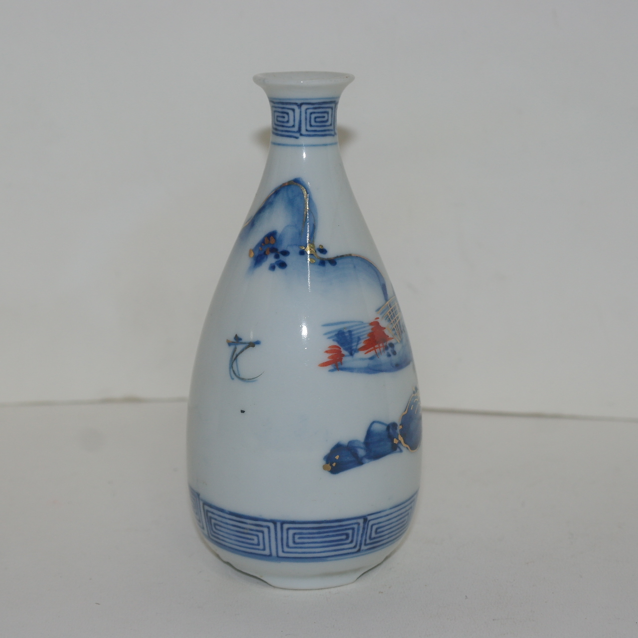 연대가좋은 구다니 청화백자금채산수문 주병