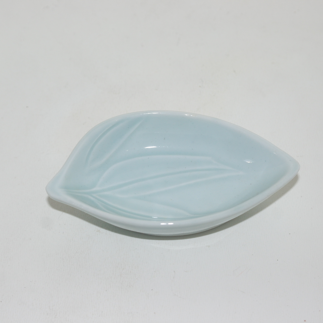 연대가좋은 청자양각나무잎 소완 5점