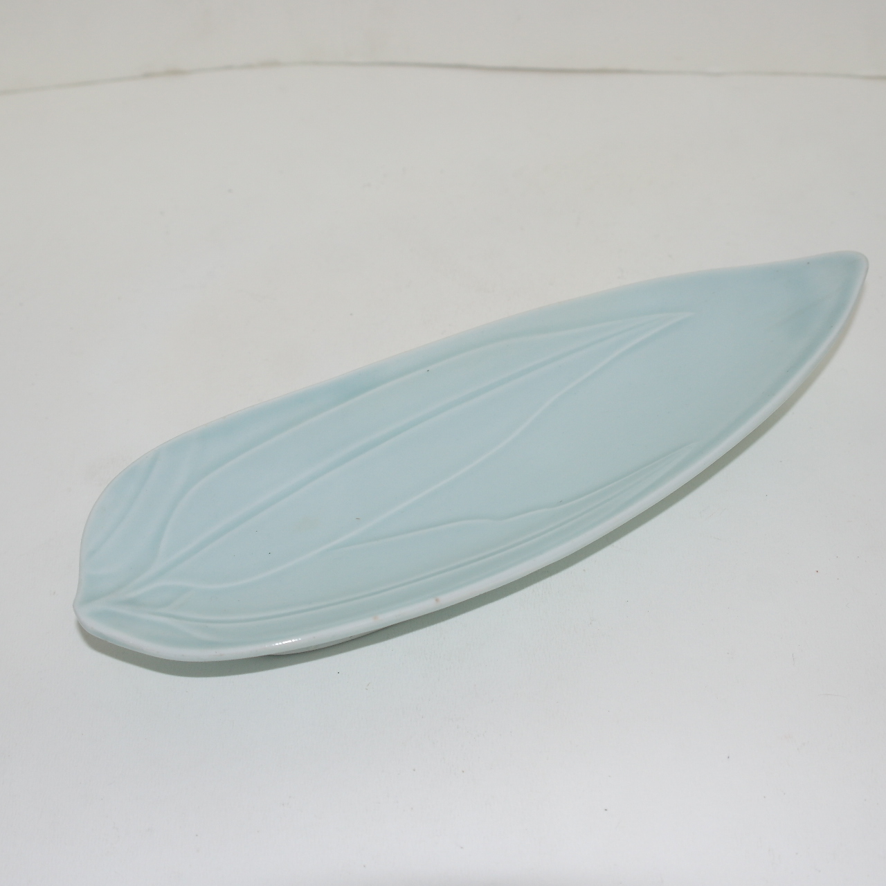 연대가좋은 청자 나뭇잎형 대완