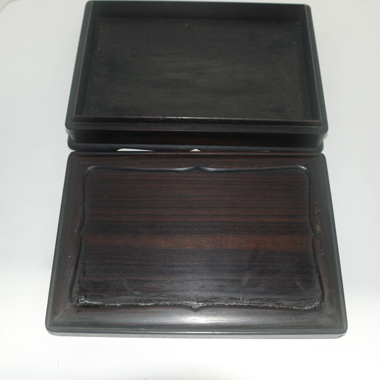 묵직한 장미화류목으로된 벼루함