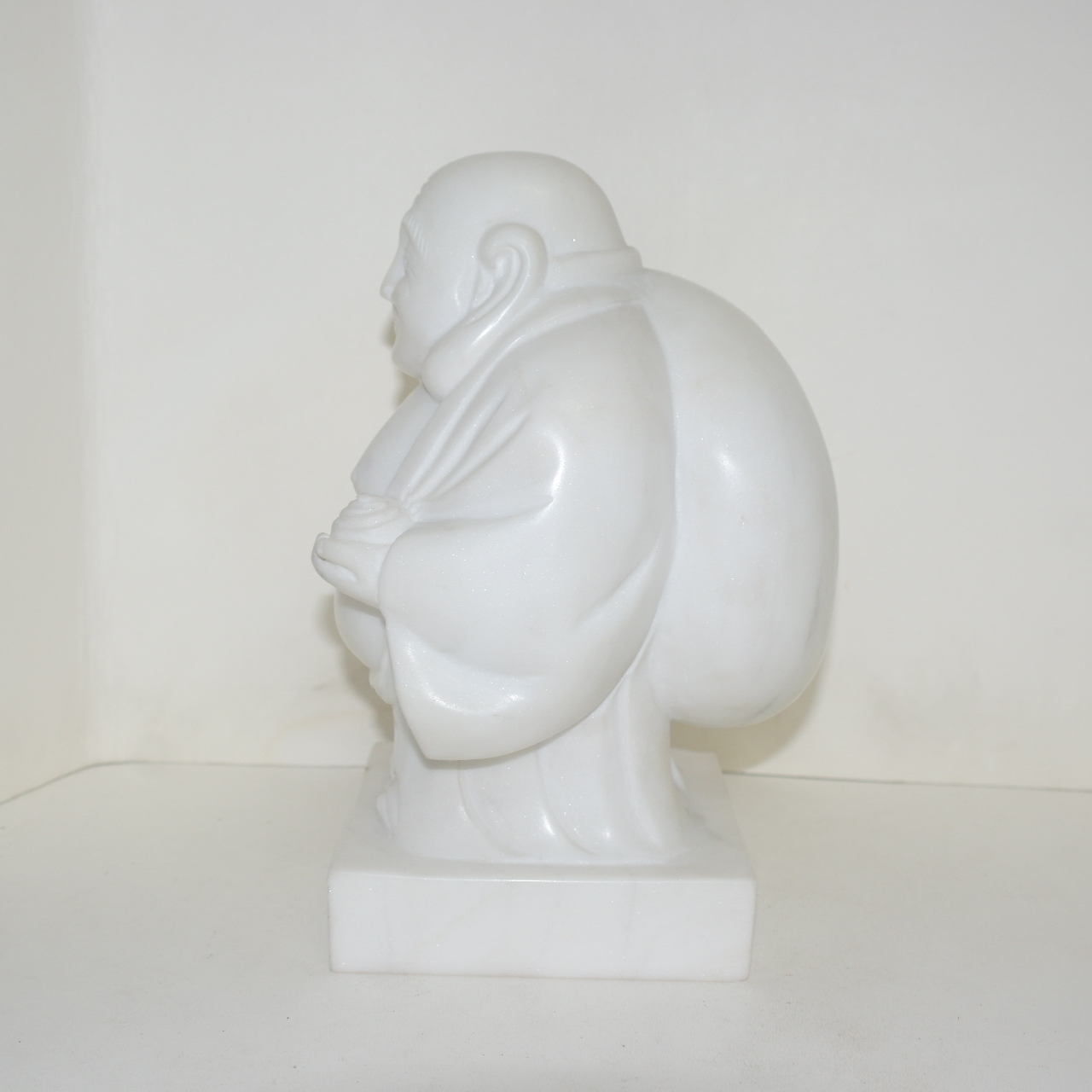 백대리석 돌로 조각된 수(壽) 포대화상 조각상