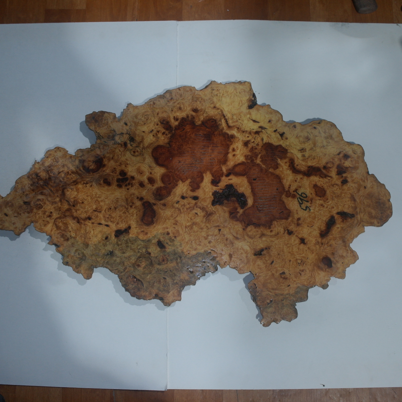 구수목(뿌리용목) 차판