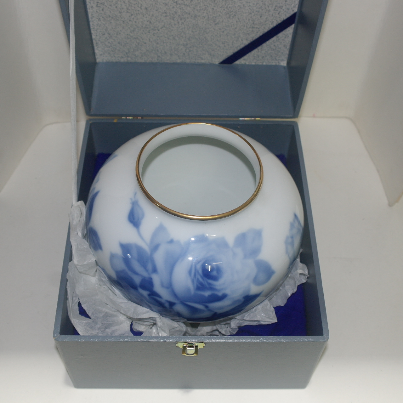 연대가좋은 오구라 본챠이나 청화백자화문금채 호