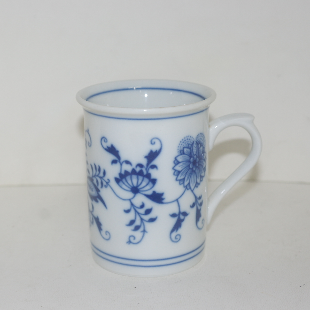 체코산 청화백자화문 잔