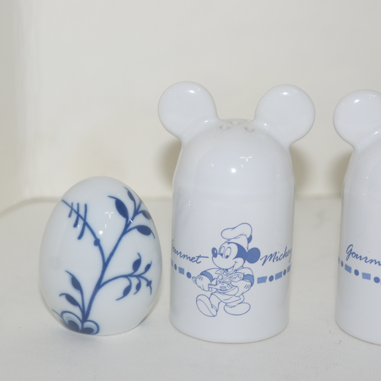 대만산 미키마우스 청화백자 양념통 4점일괄