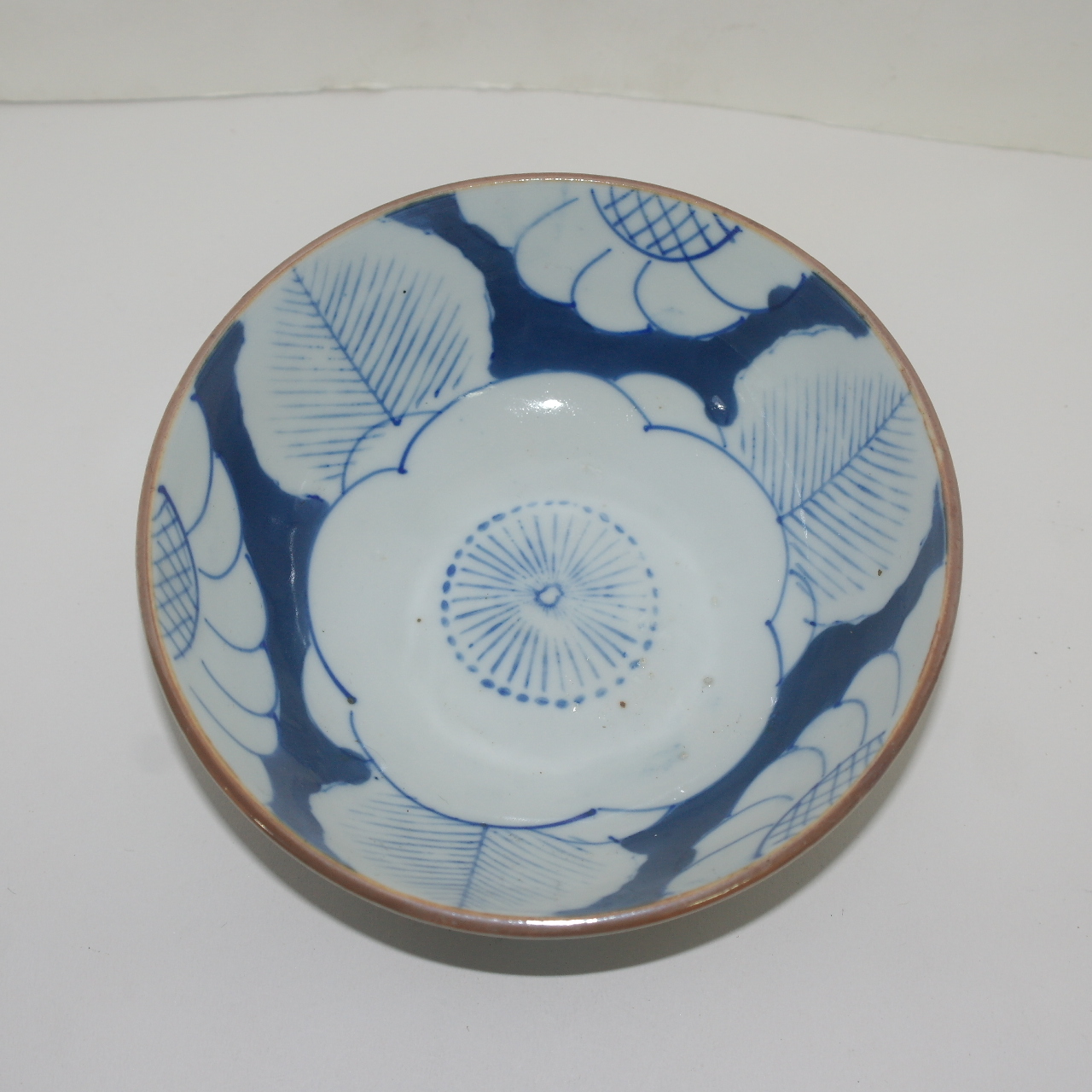 연대가좋은 청화백자 화문 대완