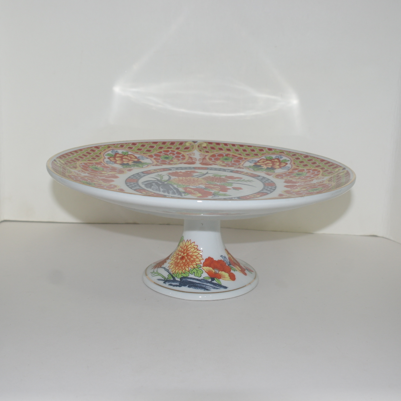 연대가좋은 이마리 진사백자금채화문 굽다리 대완