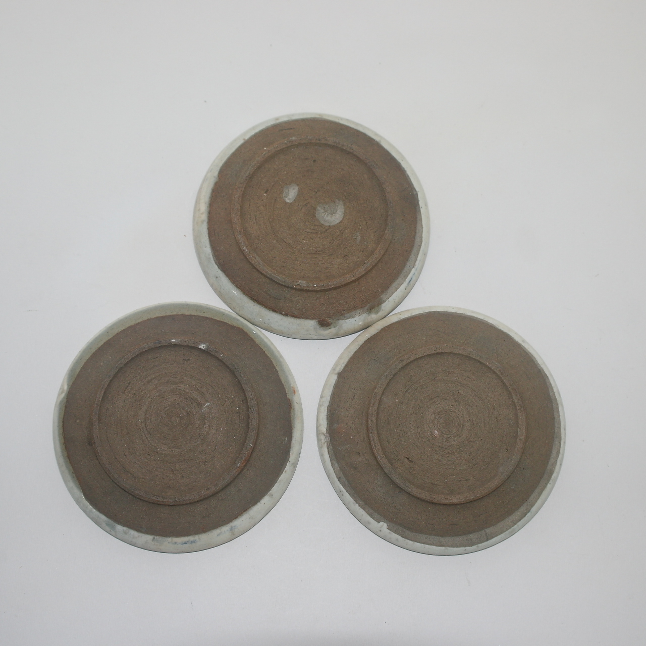 연대가좋은 청자 초화문 완 3점