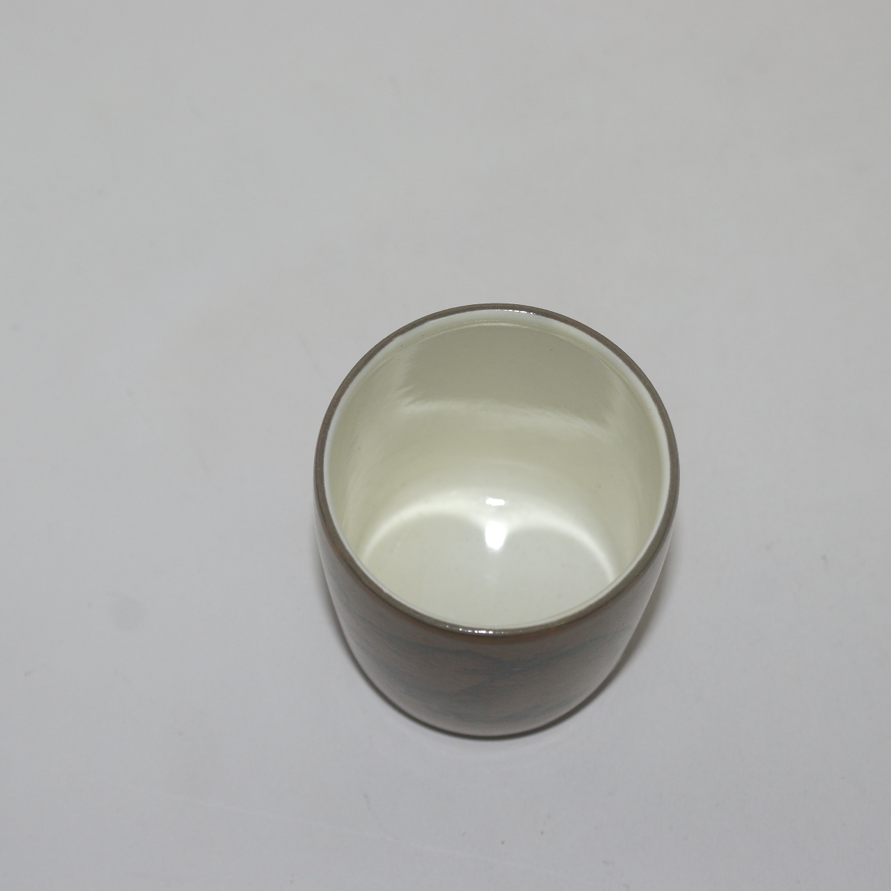 청자 철화산수문 개인잔