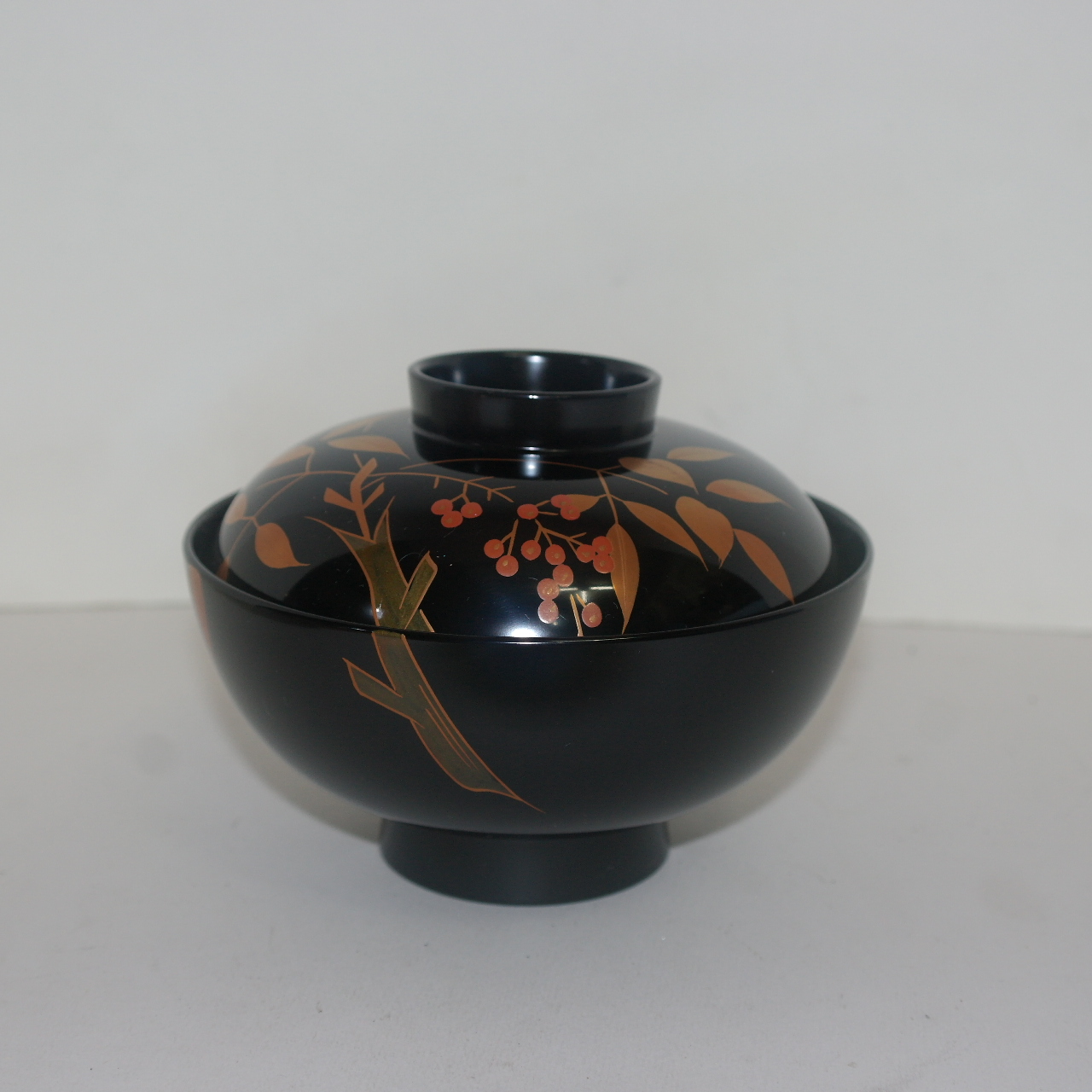 나무에 옷칠이된 미사용 금채화문 개완 5점셋트