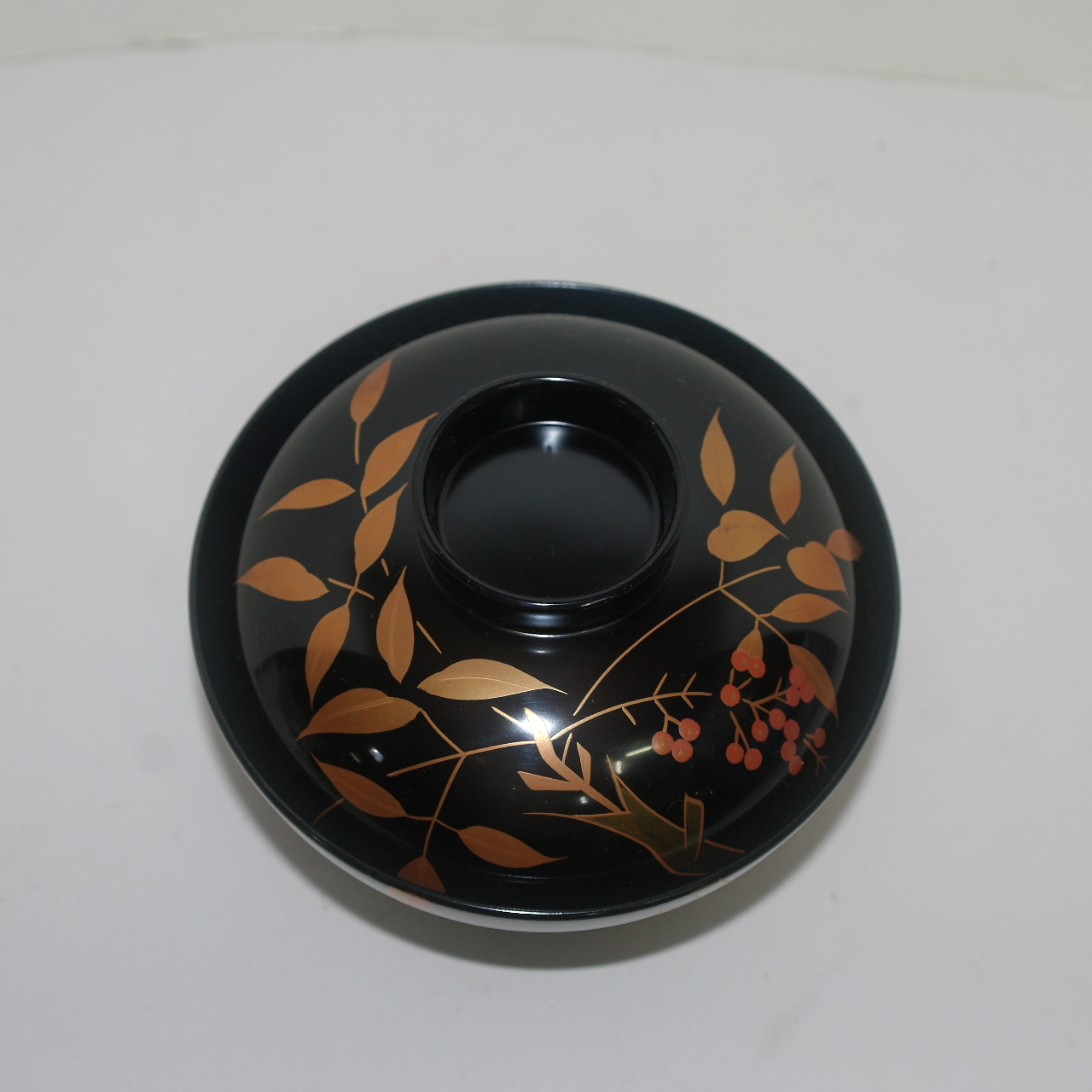 나무에 옷칠이된 미사용 금채화문 개완 5점셋트