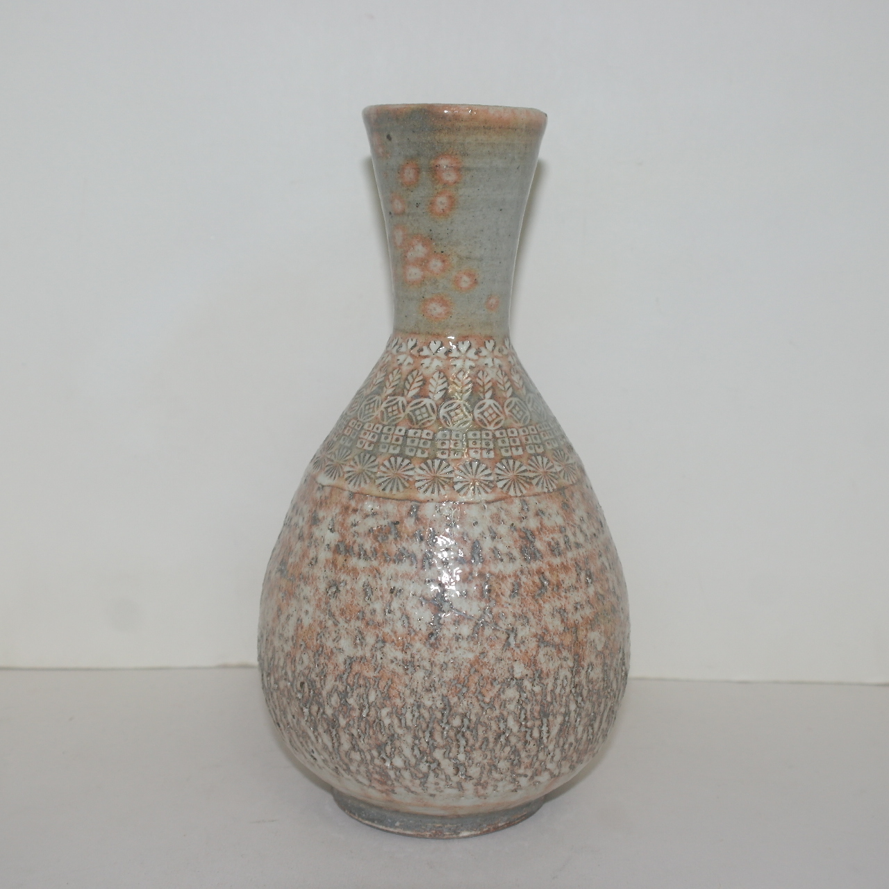 분청사기 국화인화문 주병