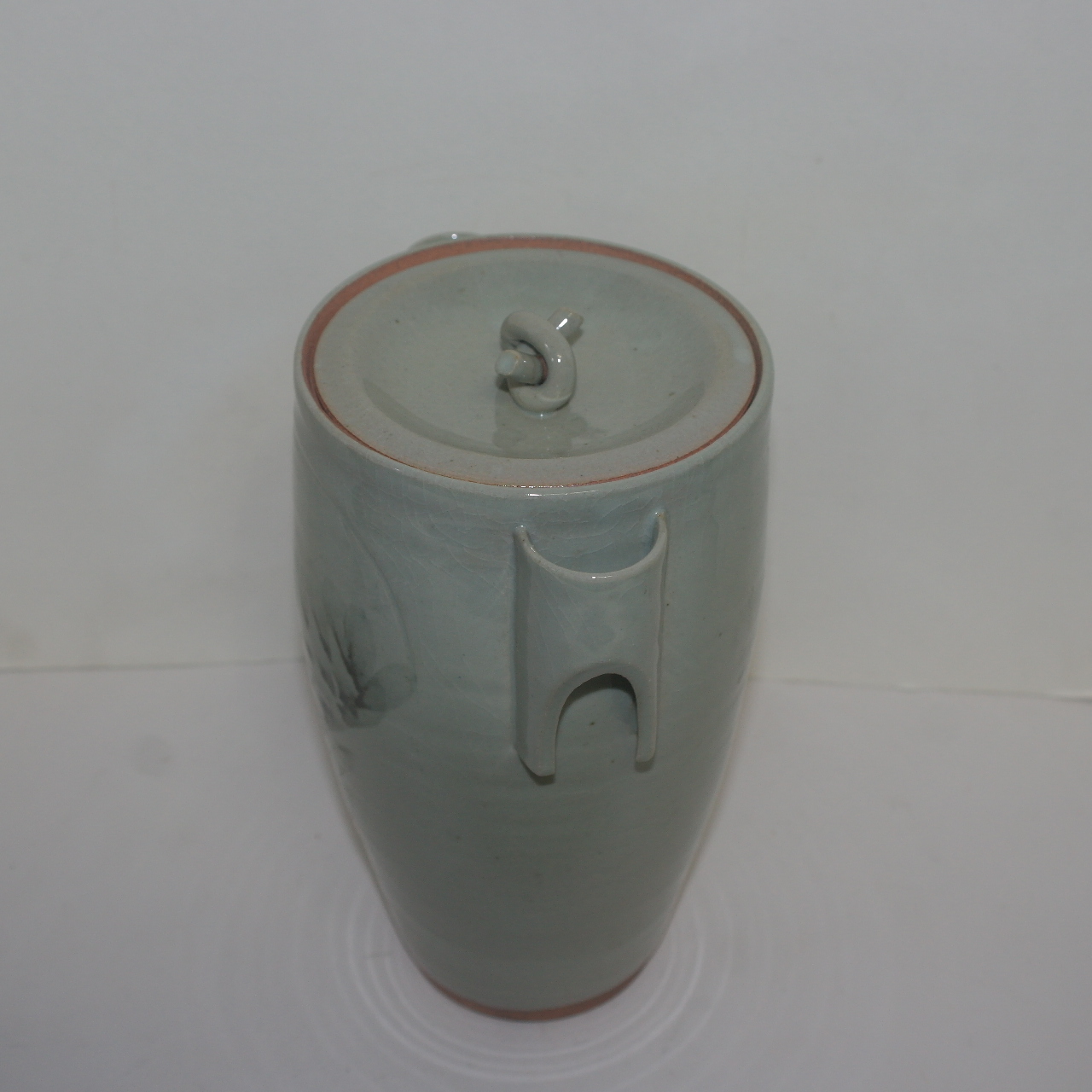 청자 철화초화문 수통