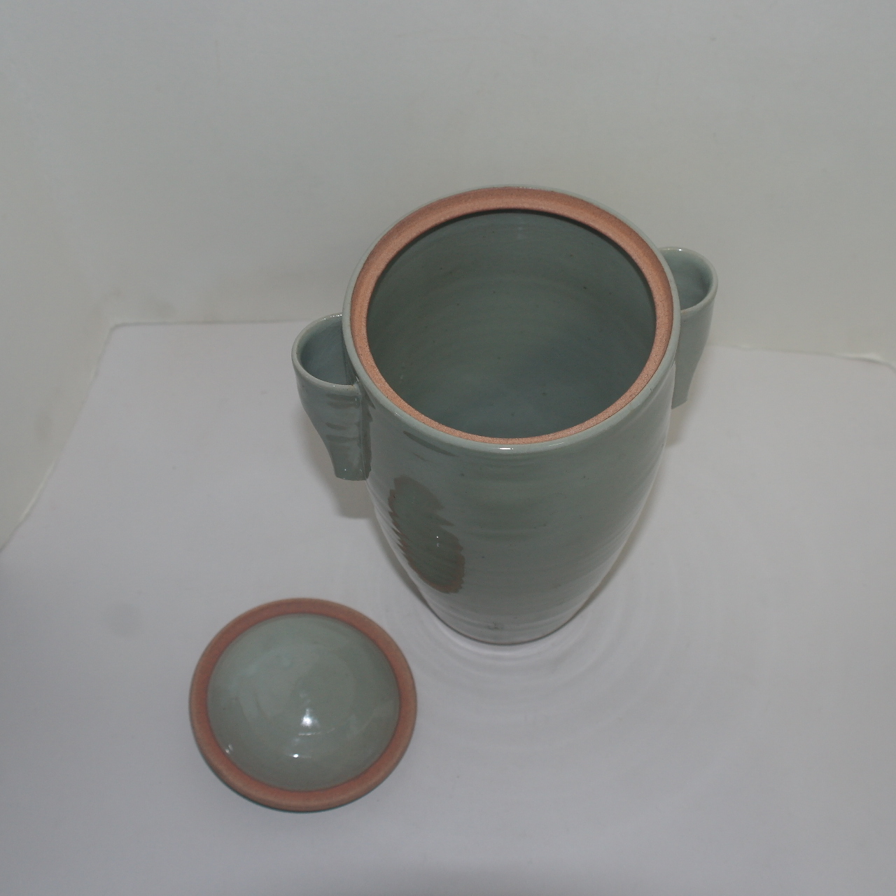 청자 철화초화문 수통