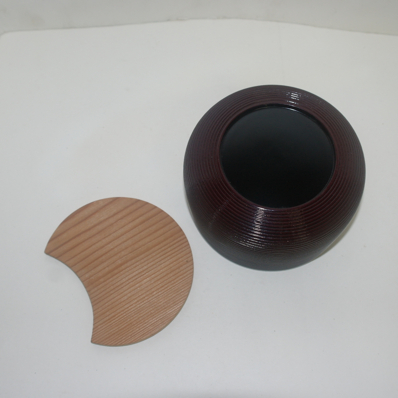 나무에 옷칠이된 퇴수기,차도구