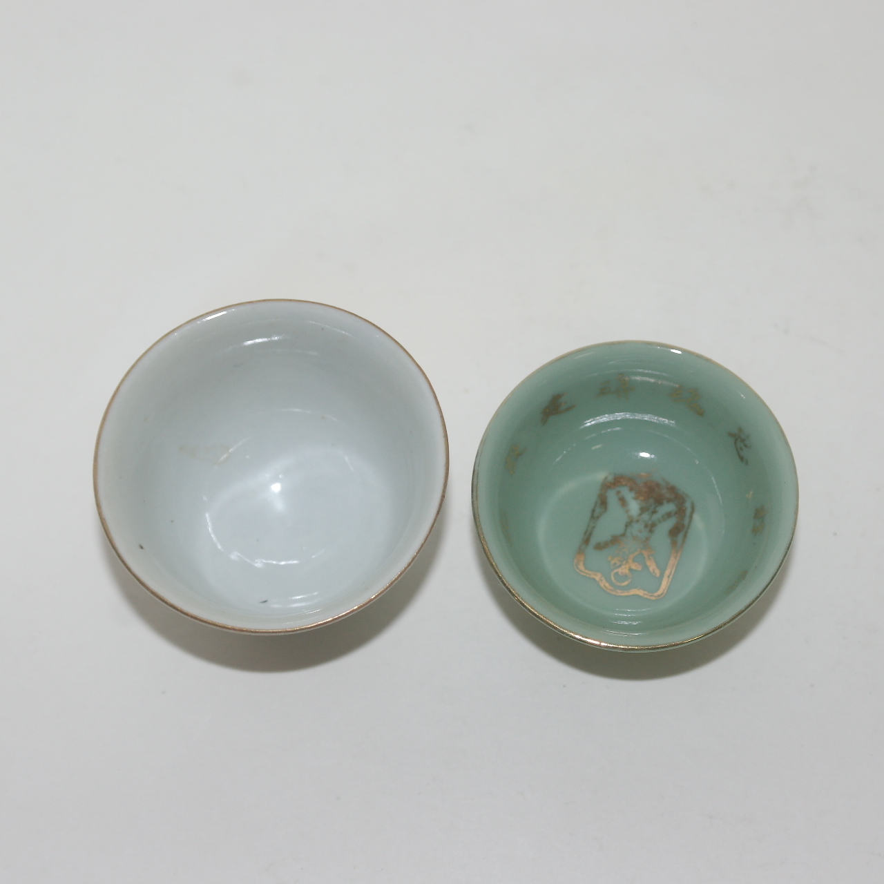 연대가좋은 청화백자잔 과 진사화문잔