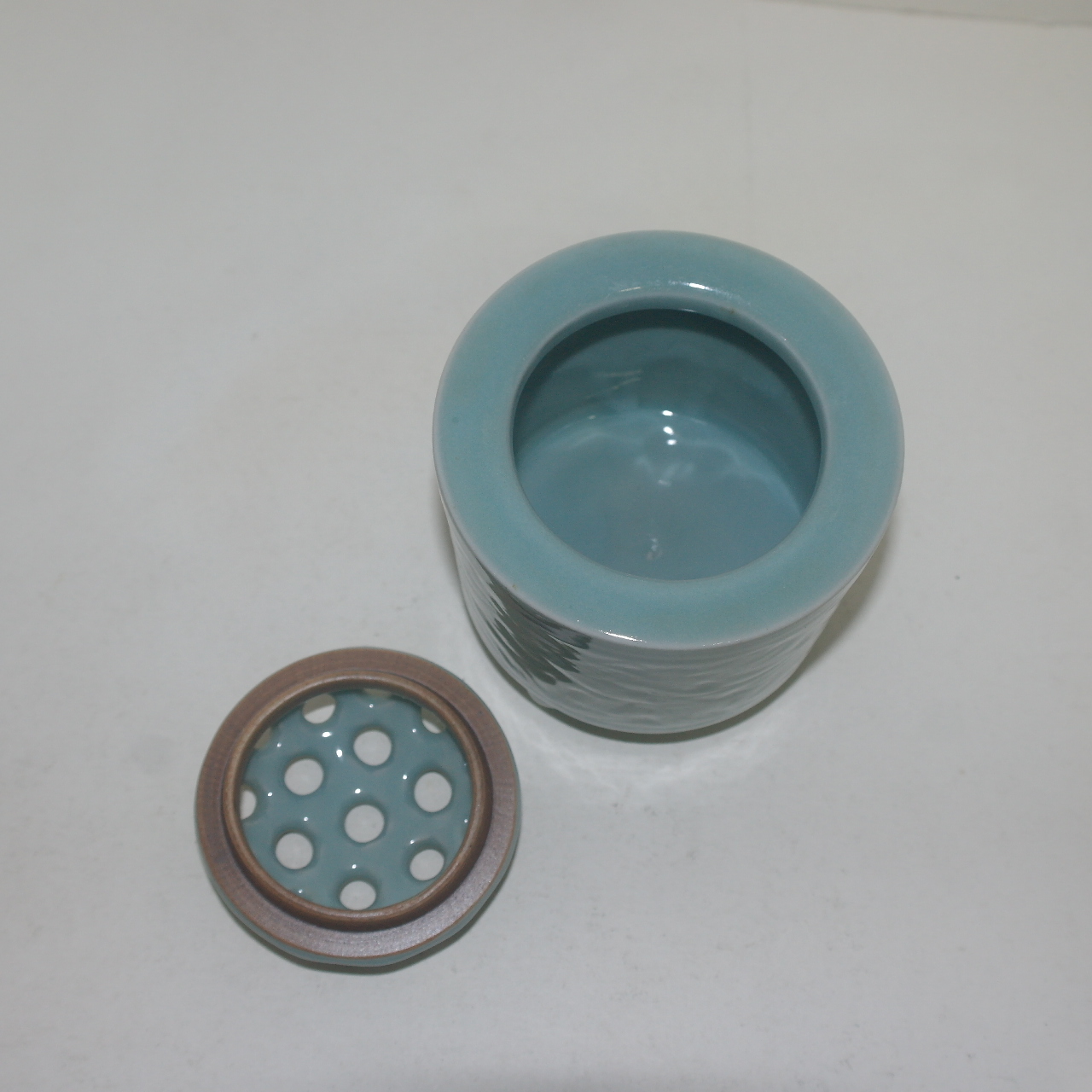 교토 청수요 청자 양각화문 향로