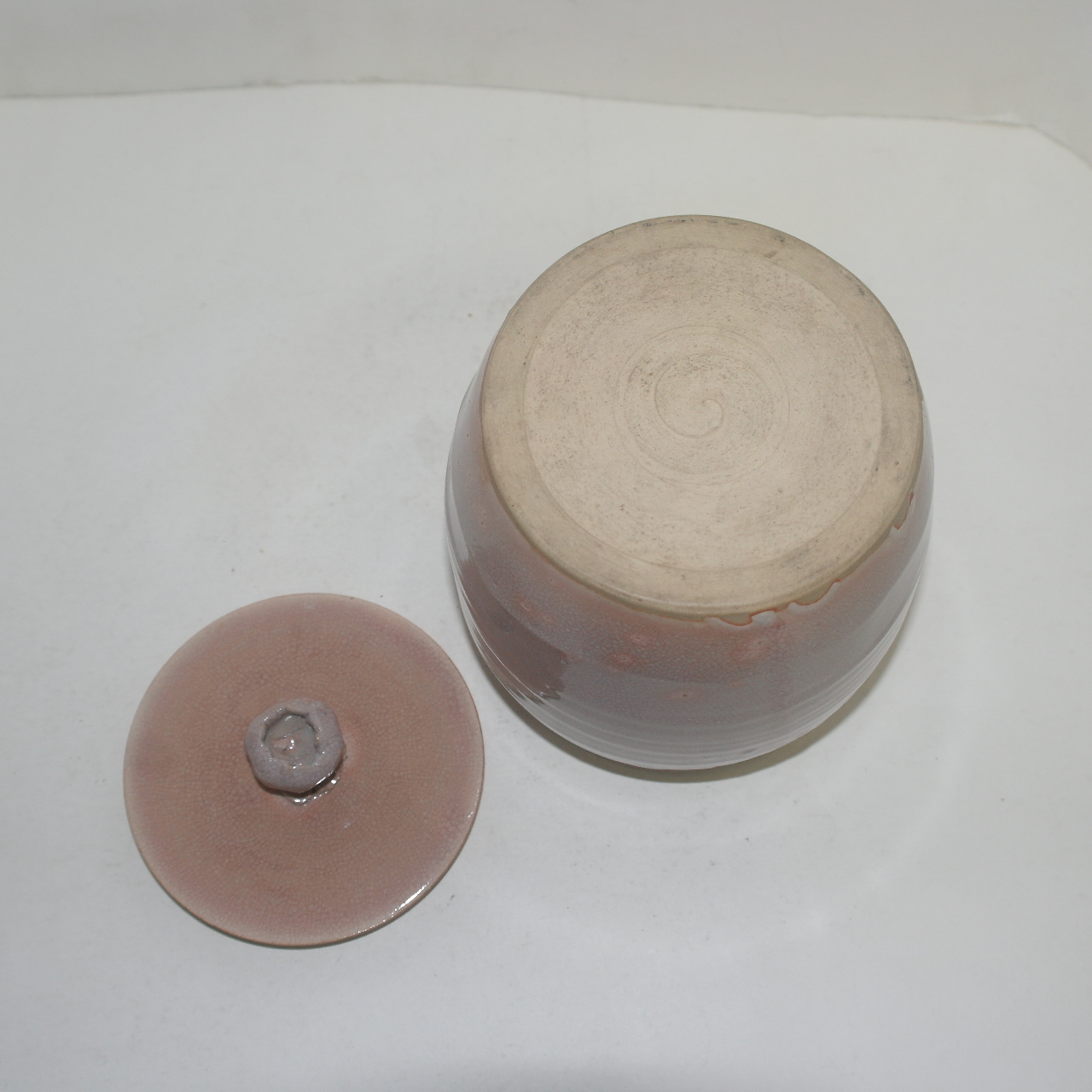 빙열이 많은 청자 수통