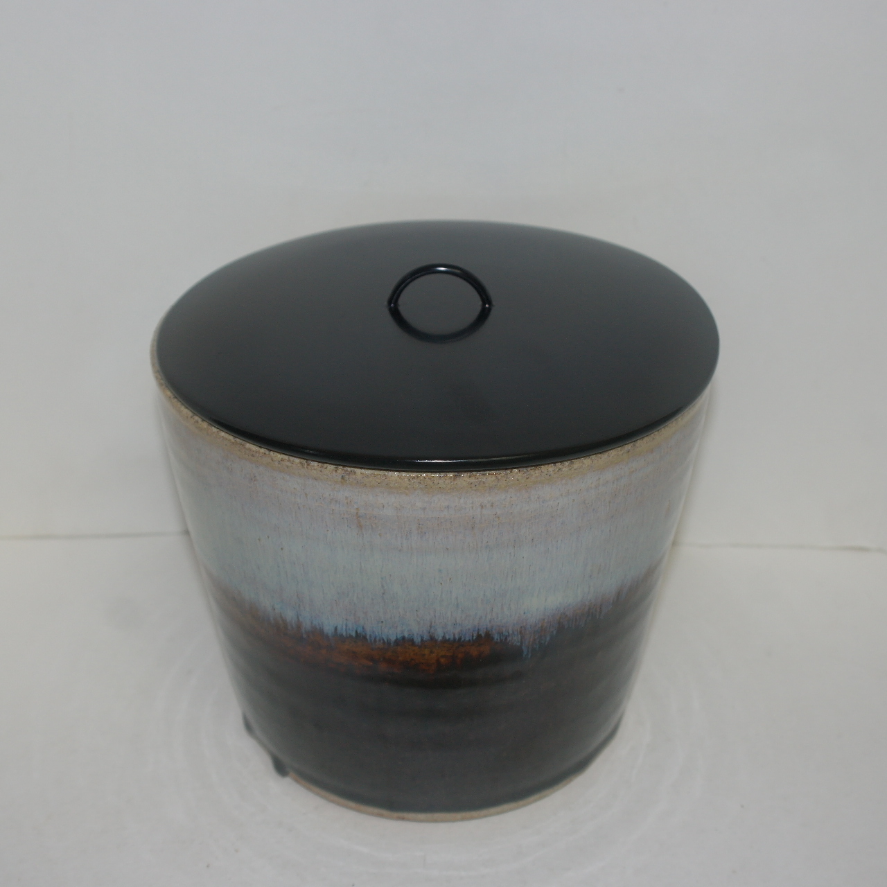 대형크기의 청자 수통