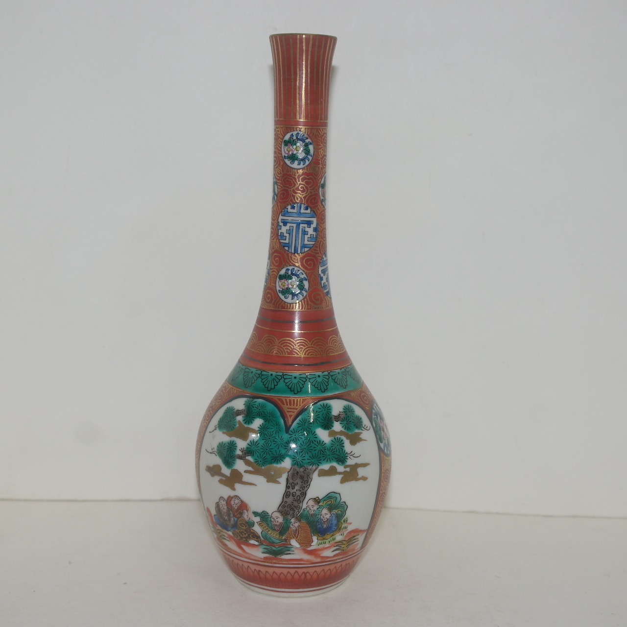 구다니 진사백자금채화문 주병