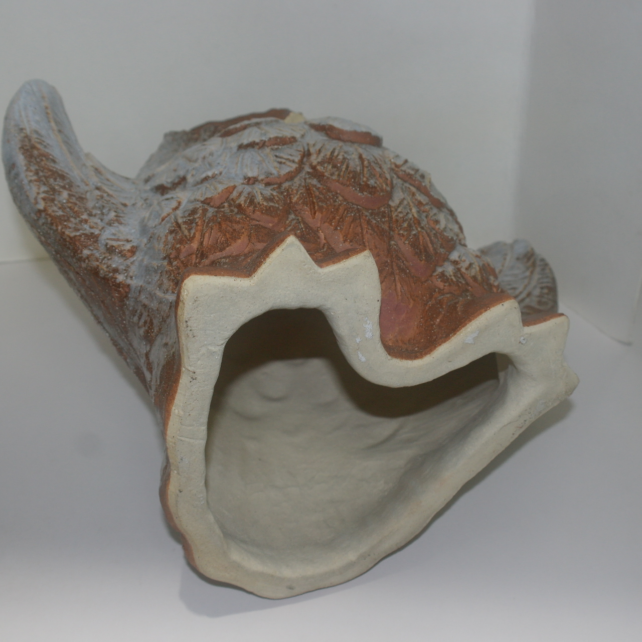 대형크기의 청자도자기 부엉이 조각상