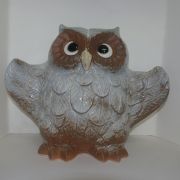 대형크기의 청자도자기 부엉이 조각상