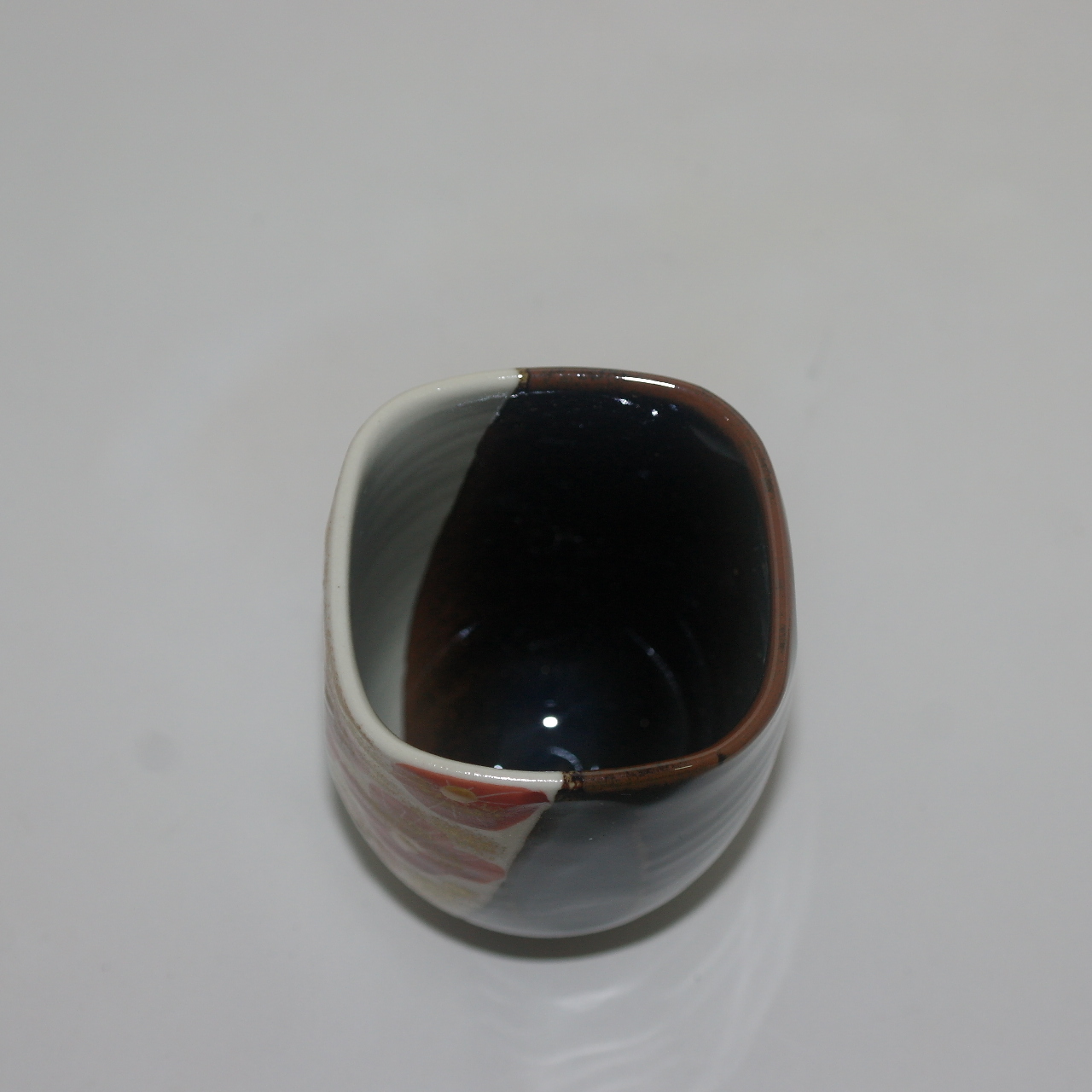 구다니(九谷) 분청지진사화문 개인잔