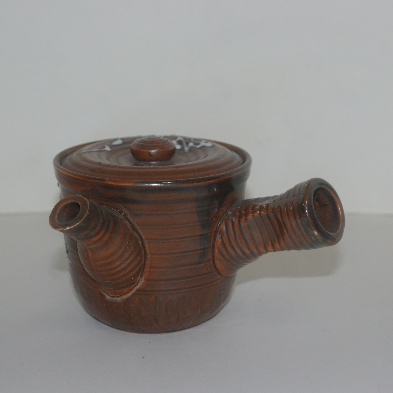 연대가좋은 청자 백채문자문 다관