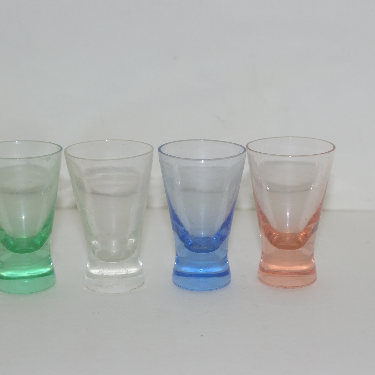 채색유리로된 유리잔 6점