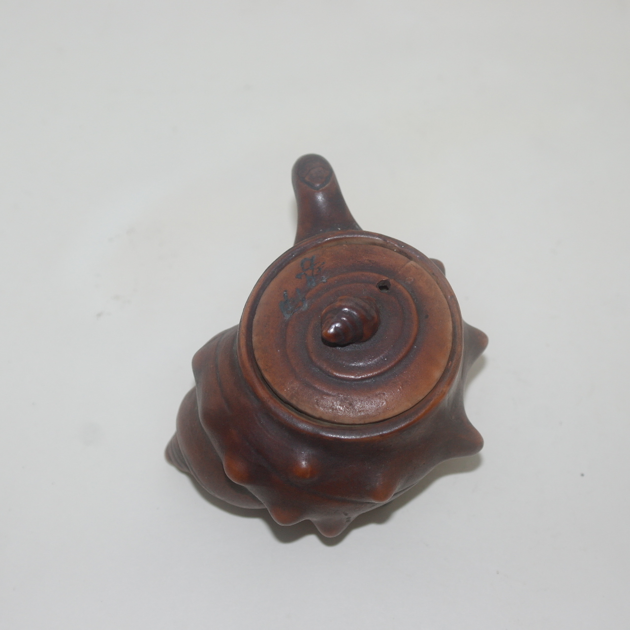 연대가좋은 소라모양의 특이한 다관