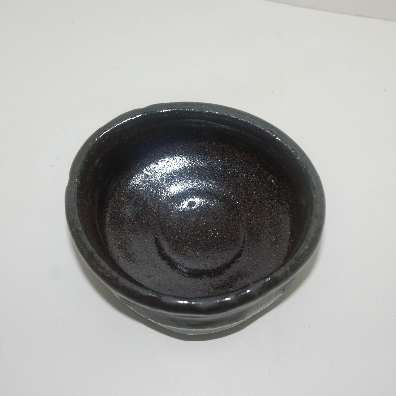 흑유청자 쭈그리 말찻잔