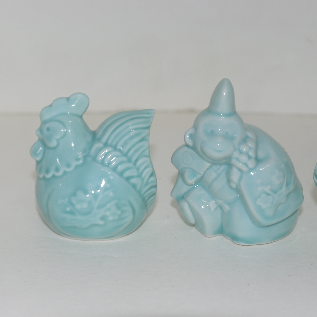 청자도자기 호랑이,닭,원숭이 조각상