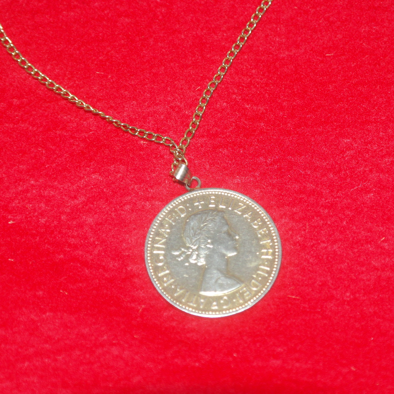 1964년 원페니 엘리자베스메달 목걸이