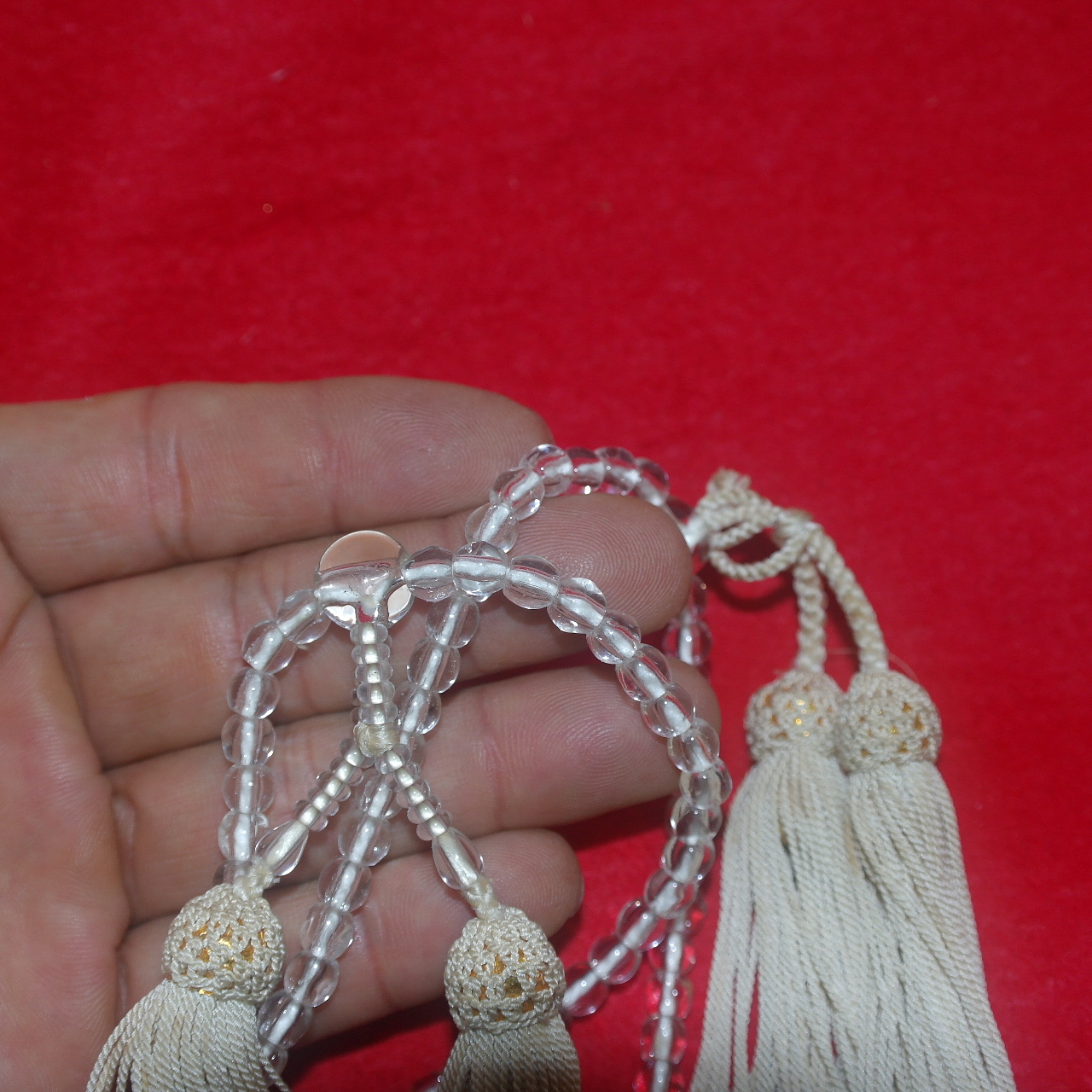 천연수정으로된 염주