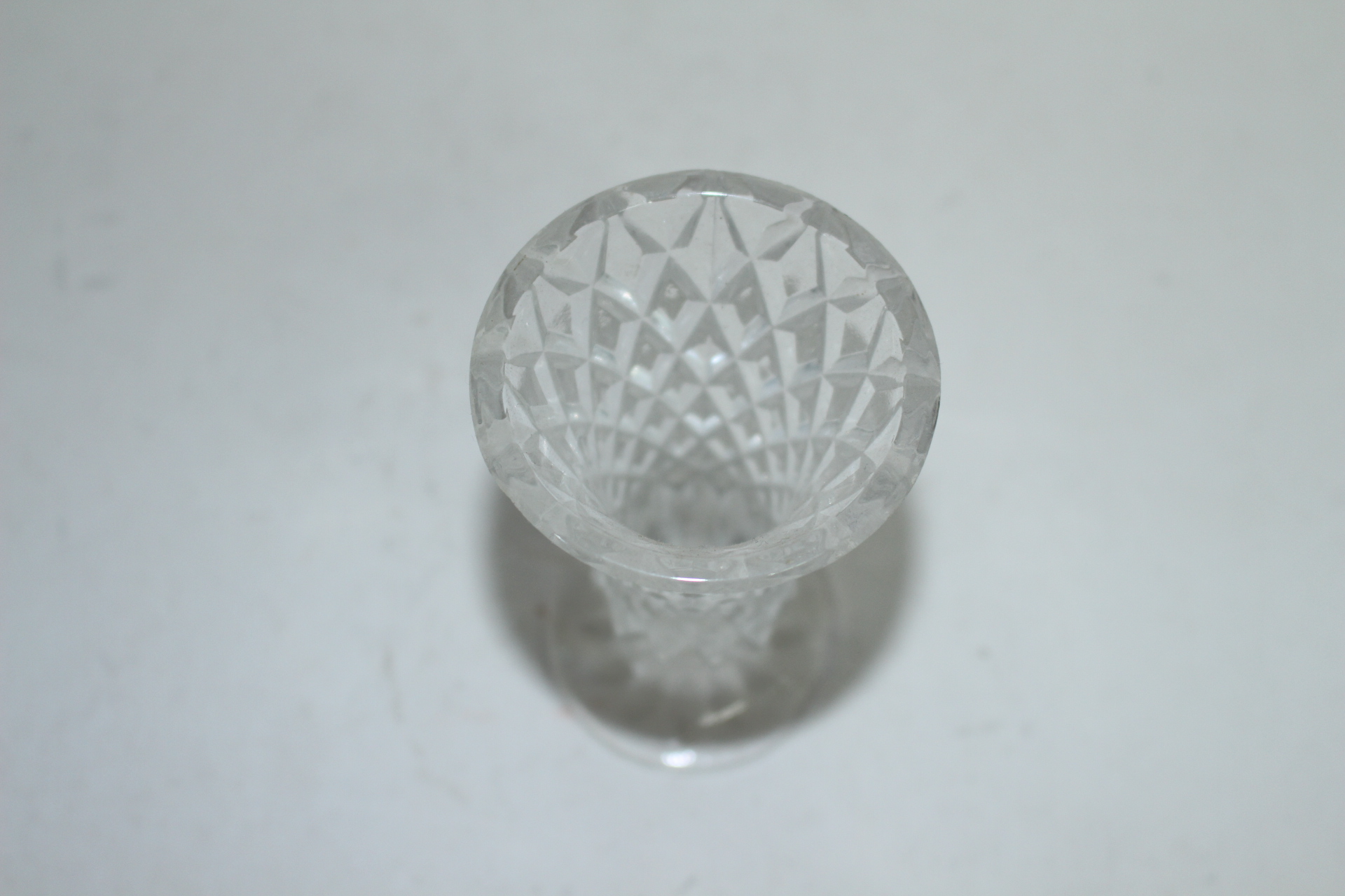 크리스탈 음각각진화문 잔