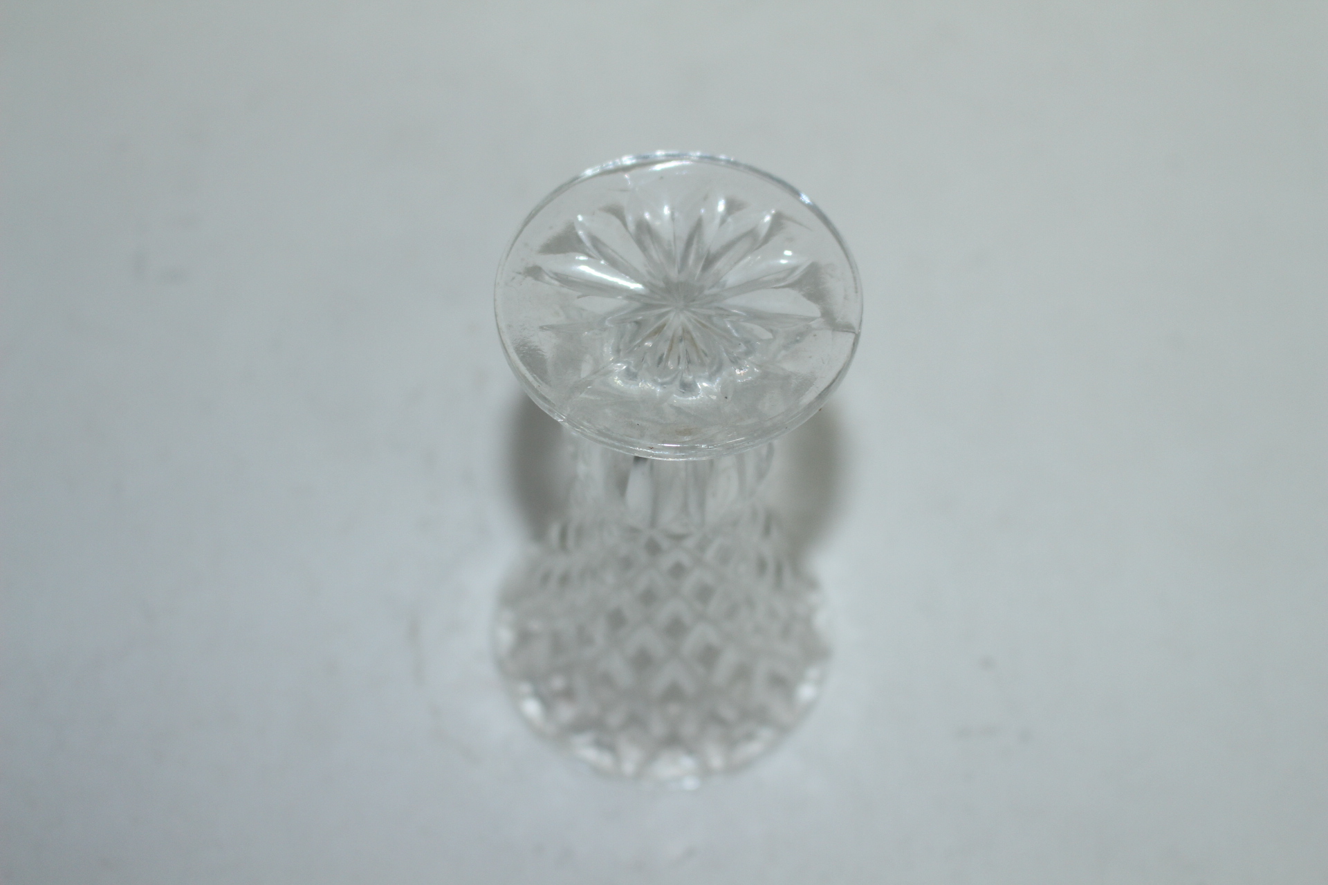 크리스탈 음각각진화문 잔