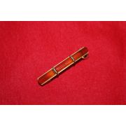 천연보석이 장식된 브롯지