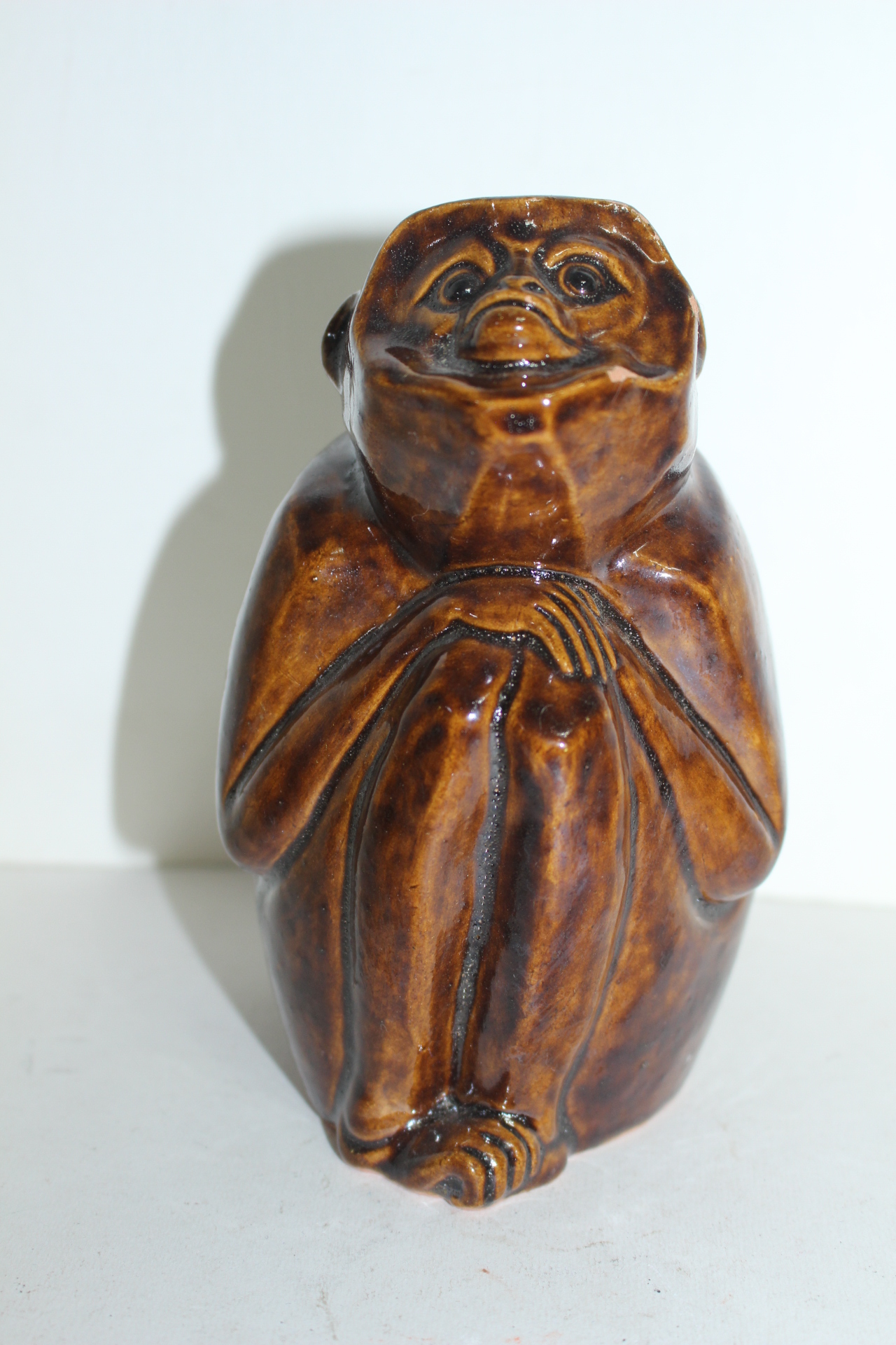 청자 원숭이 조각상