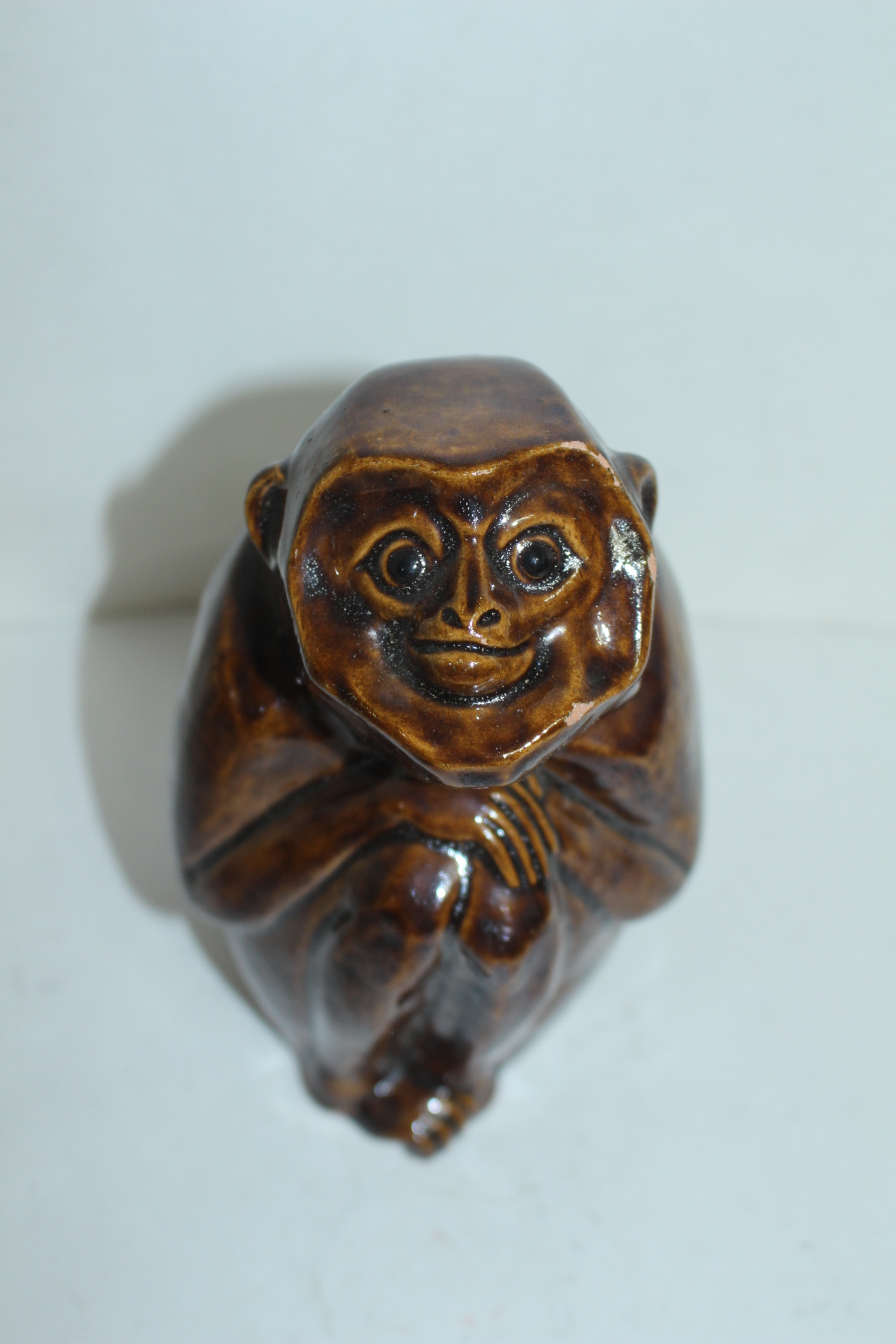 청자 원숭이 조각상