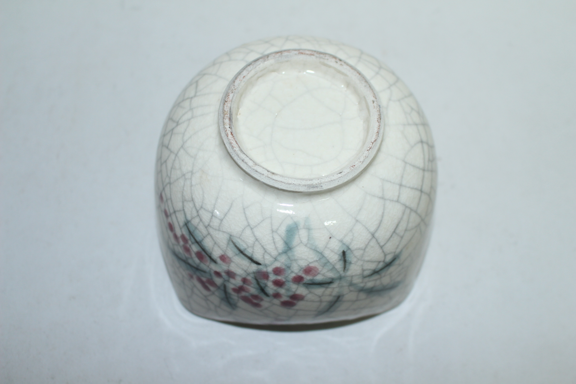 빙열이 많은 분청자 청화진사화문 사각말찻잔