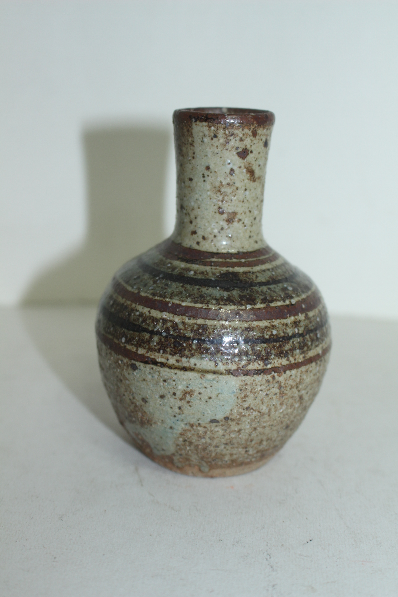 청자 철화줄문 주병