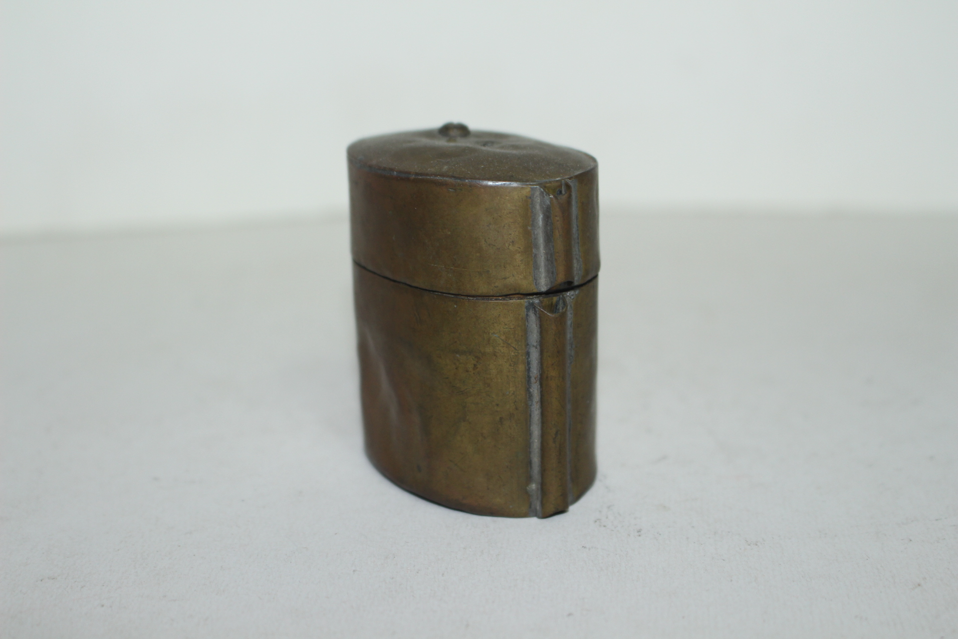 연대가좋은 동으로된 함