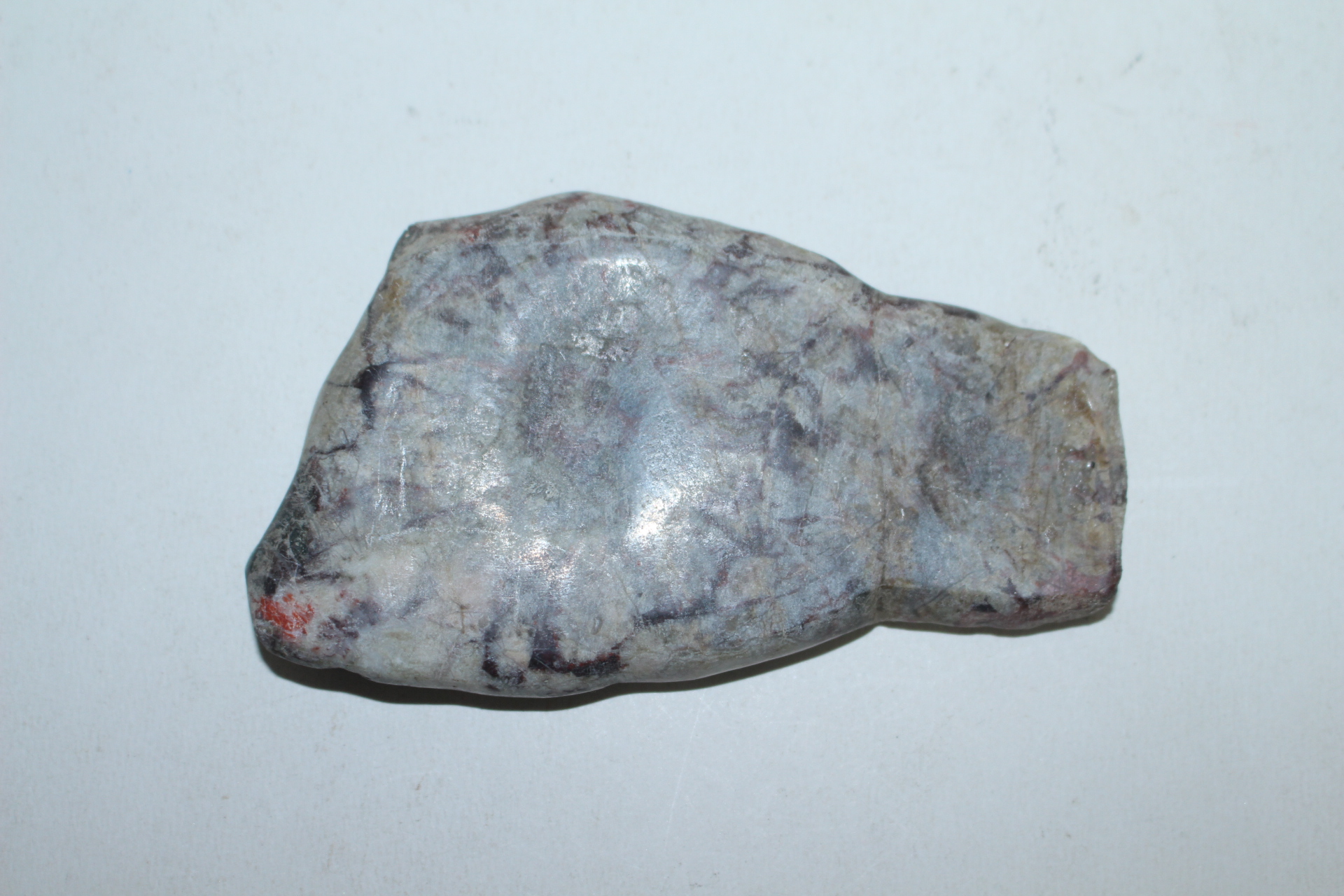 문양이 좋은 꽃돌 미석