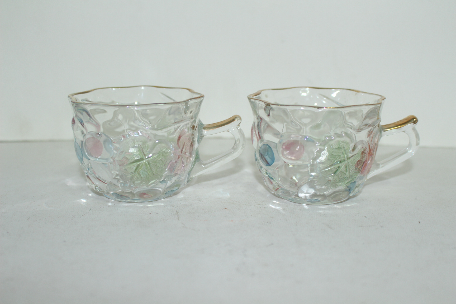 유리에 금채추상화문된 홍차잔 2점