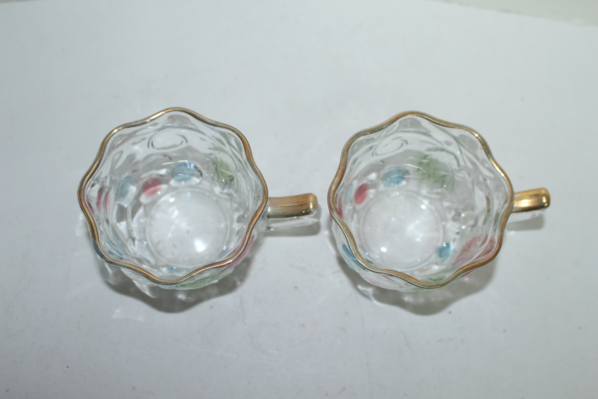 유리에 금채추상화문된 홍차잔 2점