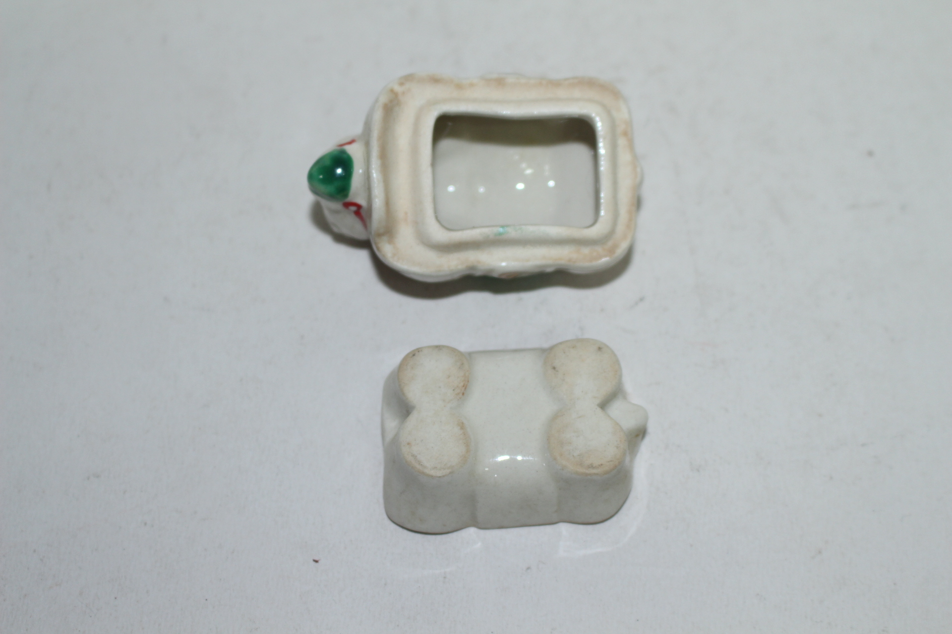 분청자 금채 말모양 향합